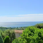 Lord Of Sainte-maxime فيلة