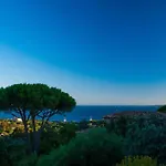 Lord Of Sainte-maxime * لي إيسامبر