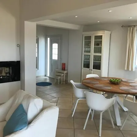 Lord Of Sainte-maxime Villa