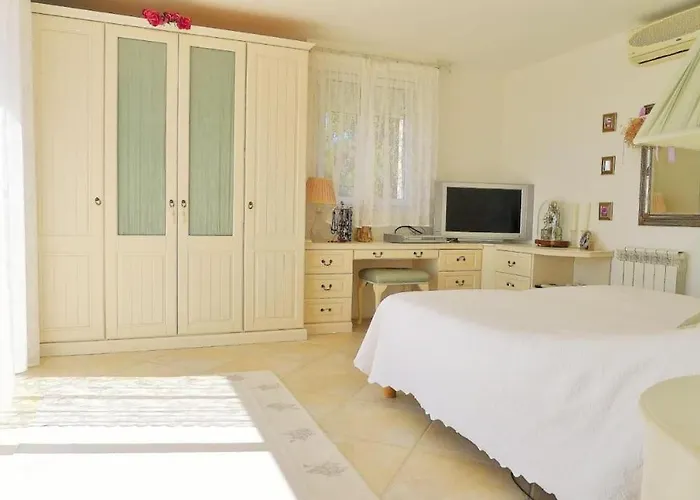 Lord Of Sainte-maxime * La Garonnette-Plage